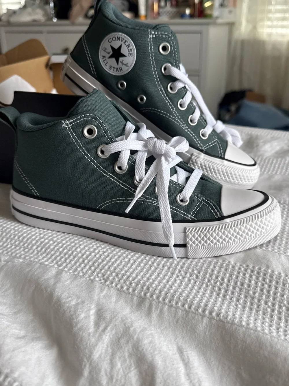 Converse Kids High-Top Sneakers in Dark Green and White